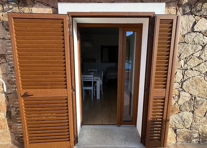 Zuccale 7 * Capoliveri (Isola d'Elba)